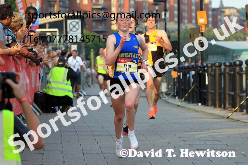 AJ Bell Great North 5k, Newcastle Quayside.  Photo: David T. Hewitson/Sports for All Pics